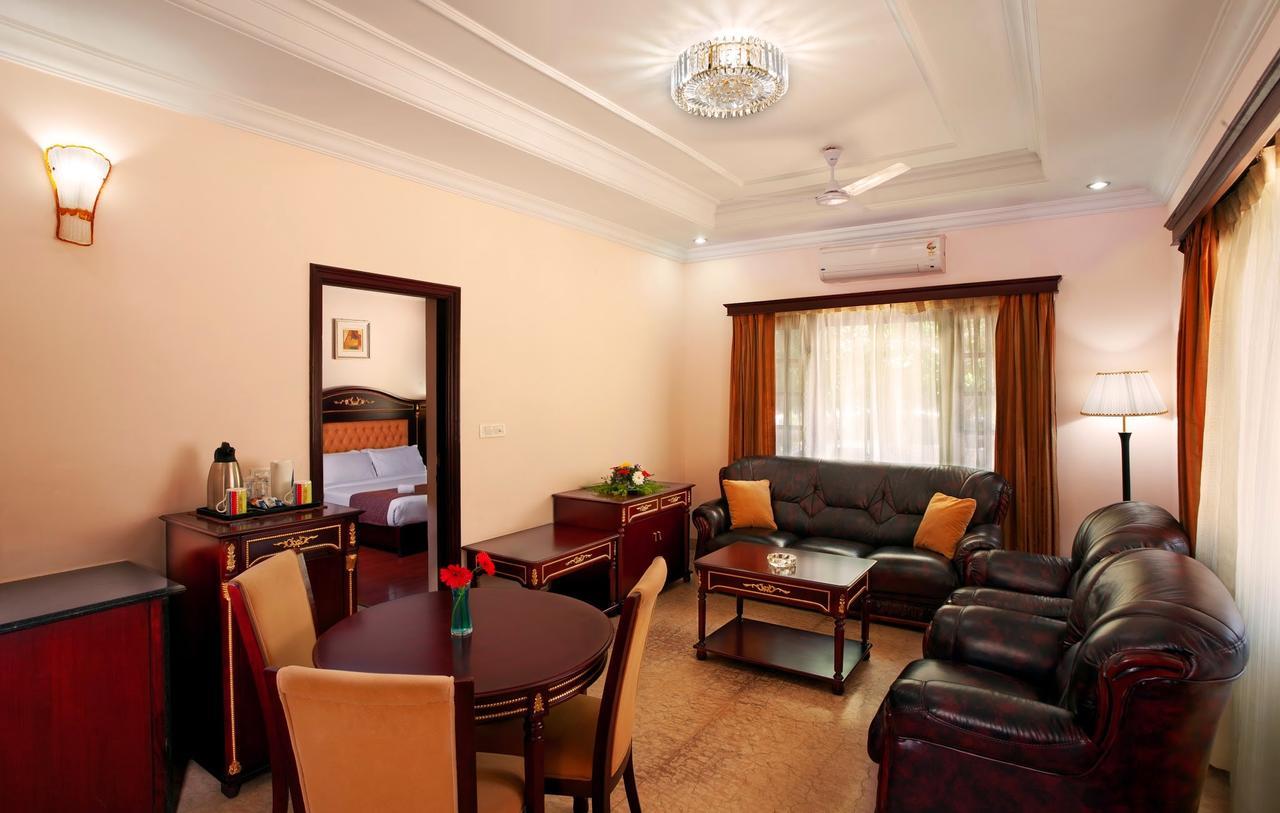 Mayur Aaditya Resort Дхарвад Экстерьер фото